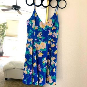 Gorgeous blue tropical dress